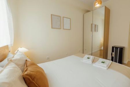 Rua de Santa Catarina, Porto, Braga 4000-099 - Photo 2