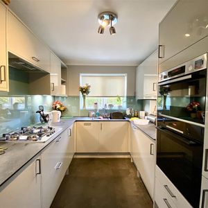 Penfold Road, Worthing - Photo 2