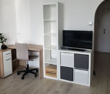 Prenájom: Garsónka, Rovniankova ulica, Bratislava-Petržalka - Photo 2