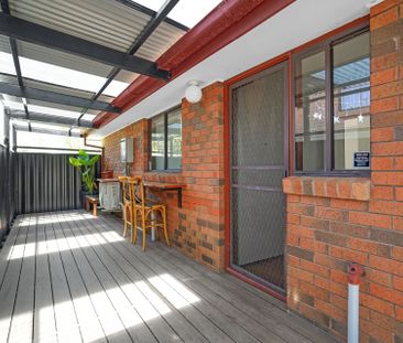 8 Heales Street, Mount Pleasant - Photo 1