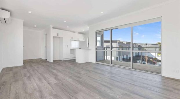 Modern 3-Bedroom Home for Rent in Manurewa - Photo 1