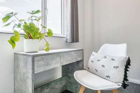 4 bedroom terraced house to rent - Photo 4