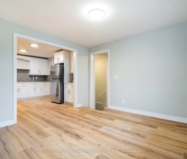 Detached Home For Lease | W9254638 - Photo 6