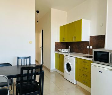 Location Appartement 2 pièces 29m² TOULON 83100 - Photo 4