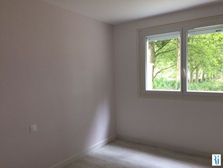 Location Appartement 4 pièces 70m² - Photo 2