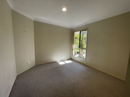 22 Alcott Court, Parkwood - Photo 2