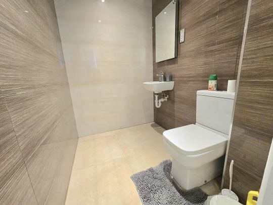 Butchers Road, London - Photo 1