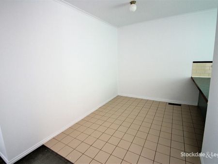 9/14-16 McGhee Avenue Mitcham VIC - Photo 3