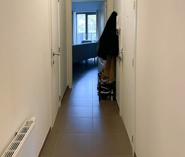 Perfect gelegen, recent appartement met twee slaapkamers - Photo 6