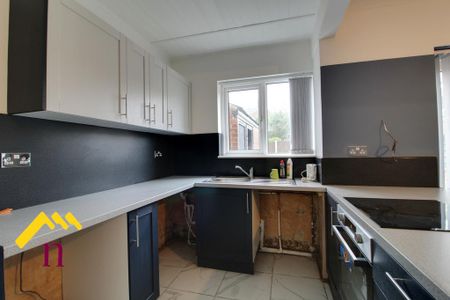 3 bedroom semi-detached house to rent - Photo 2