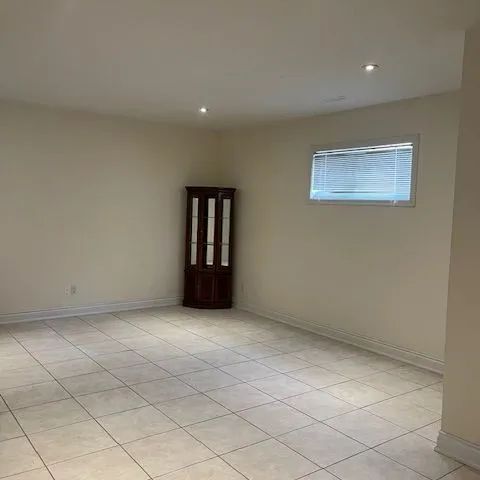 8 Estateview Circle #Basement - Photo 1