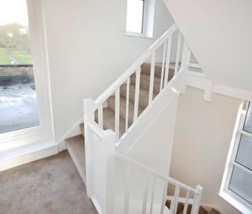 2 bedroom maisonette to rent - Photo 3