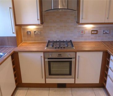 2 bedroom apartment to rent - Photo 6