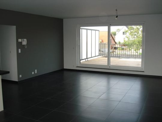 Appartement te huur - Photo 1