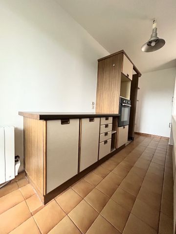 Location Appartement 4 pièces 86m² - Photo 2