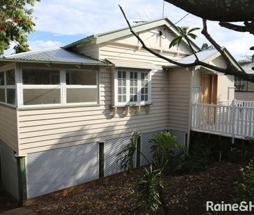 Charming Character Home in Prime Indooroopilly Location - Photo 4