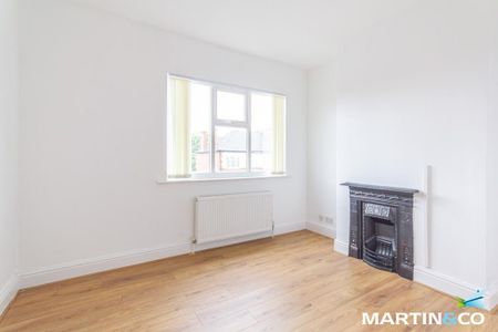 2 bedroom end of terrace house to rent - Photo 2