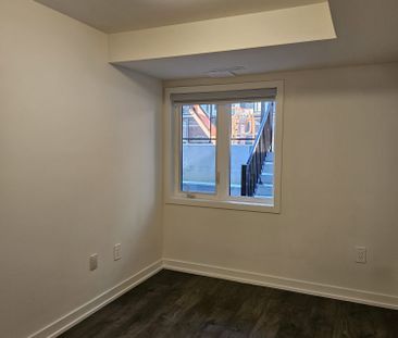 For Lease - 1680 Victoria Park Avenue Unit# 106, Toronto, Ontario - Photo 1