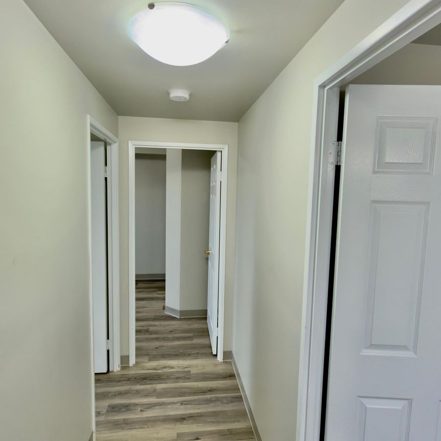 For Lease - 274 Erb Street Unit# 804, Waterloo, Ontario - Photo 1