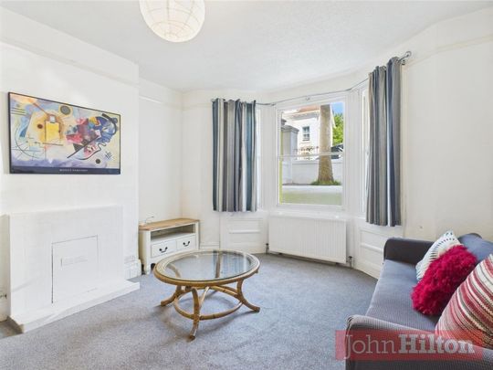 Springfield Road, Brighton - Photo 1