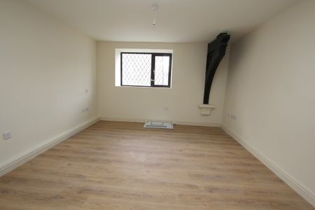 2 Bedroom Apartment, Chester - Photo 5