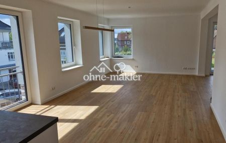 Moderne 5-Zimmer - Wohnung mit Seeblick in Plön - Photo 3