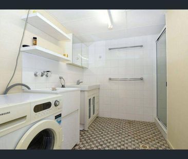 Neat & Presentable 3-Bedroom Unit in Leafy East Toowoomba - Photo 6