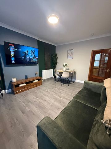 Main Street - Photo 3