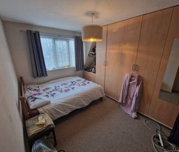 Emsworth Crescent, WOLVERHAMPTON, WV9 - Photo 4