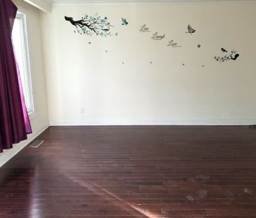 For Lease - 182 Confederation Drive Unit# Main Floor, Toronto, Ontario - Photo 2