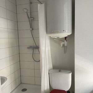 Location Appartement 1 pièce 22m² - Photo 2