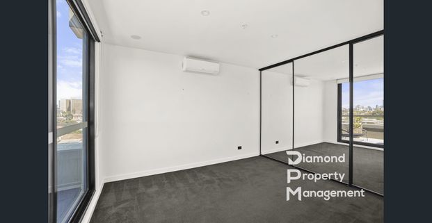 Penthouse Luxury in the Heart of Richmond - Photo 1