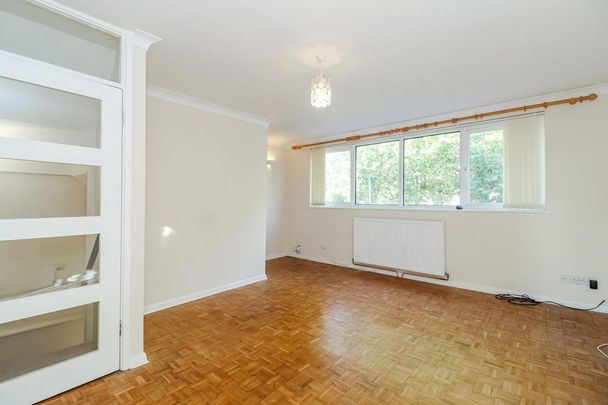 3 bedroom townhouse to rent - Photo 1