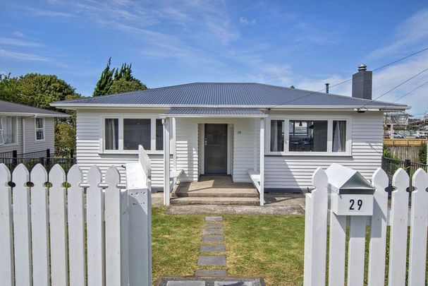 29 Clark Road, Kamo - Photo 1