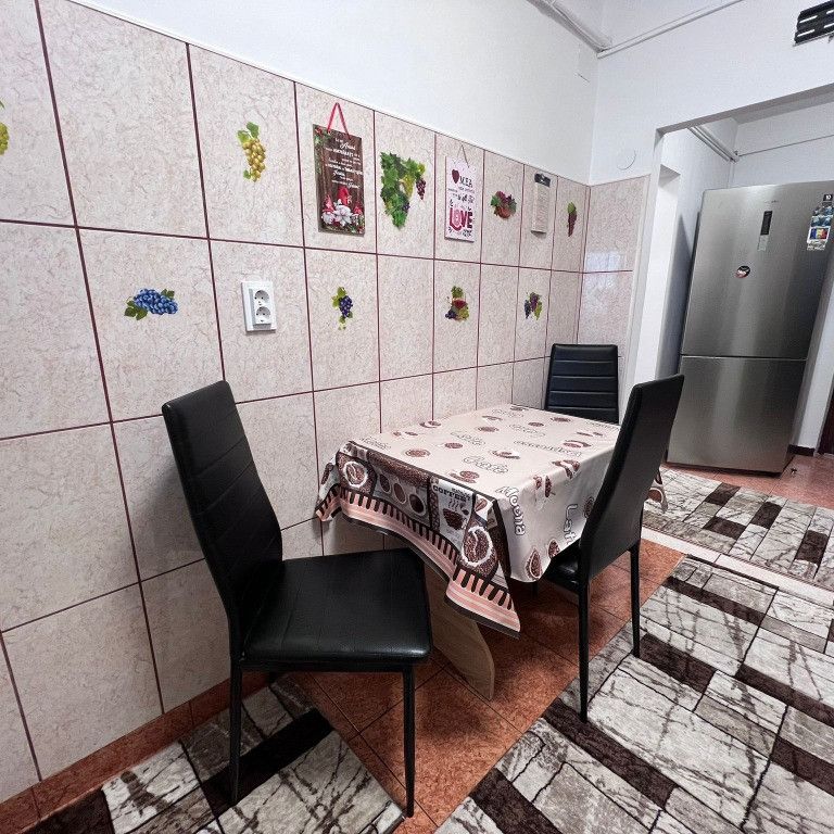 Apartament 3 camere, decomandat,zona Deva Mall/Baroul de avocati - Photo 1