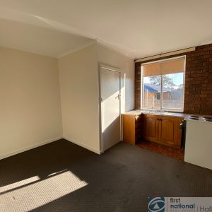 8A Stevenson Avenue, Dandenong North - Photo 2