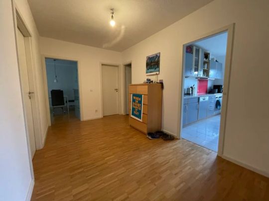 Hochwertig sanierte 3-Zimmer-Wohnung mit Südbalkon und Einbauküche – Einziehen und Wohlfühlen! - Photo 1