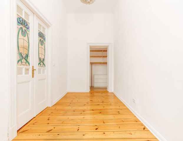 Helle teil-möblierte 3-Zi.-Altbauwohnung in Xberg - BIS 6 MONATE - Foto 1