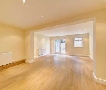 House share to rent - Photo 3