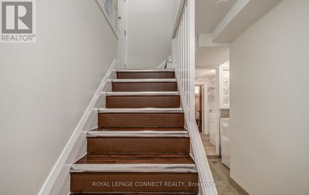 #Lower - 285 Wychwood Avenue – Toronto, Ontario - Photo 3