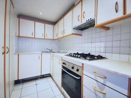 Prime Hurstville Location | Contemporary 3-Bedroom Apartment with Waterviews - Photo 4