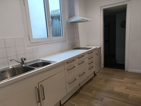 Location Appartement 1 pièce 36m² REIMS 51100 - Photo 2