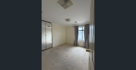 Relaxed Coastal Living in a Prime Location - Photo 5