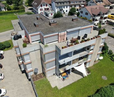 Appartement de 4,5 pièces au 1er étage avec ascenseur - Foto 2