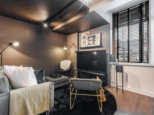 5 bedroom maisonette to rent - Photo 1