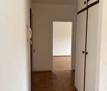 Breganzona, grazioso 2.5 locali al 4. e ultimo piano - Photo 4