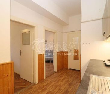 Pronájem bytu 2+1 45 m2 - Photo 1
