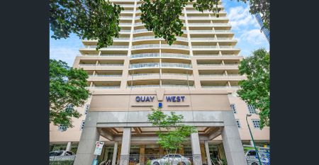 Spacious One-Bedroom Apartment with Exceptional Views – Quay West Brisbane - Photo 3