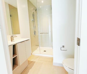 For Lease - 3900 Confederation Parkway Unit# 2205, Mississauga, Ont... - Photo 4