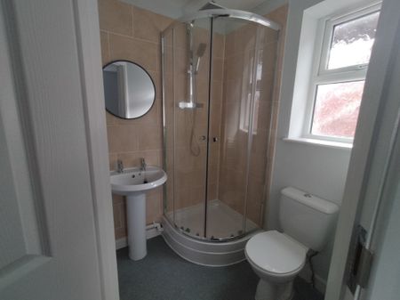 Oak Road, Blaina, ABERTILLERY - Photo 5